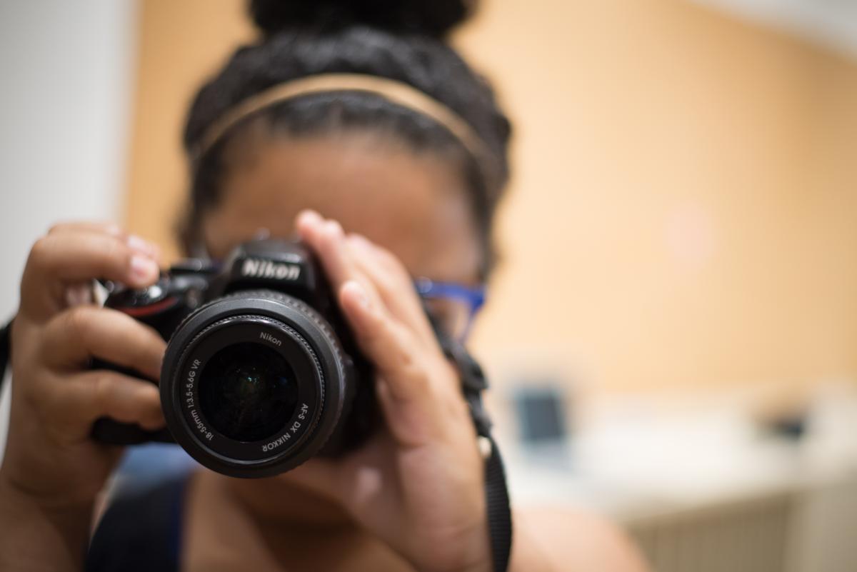 studentwithcamera